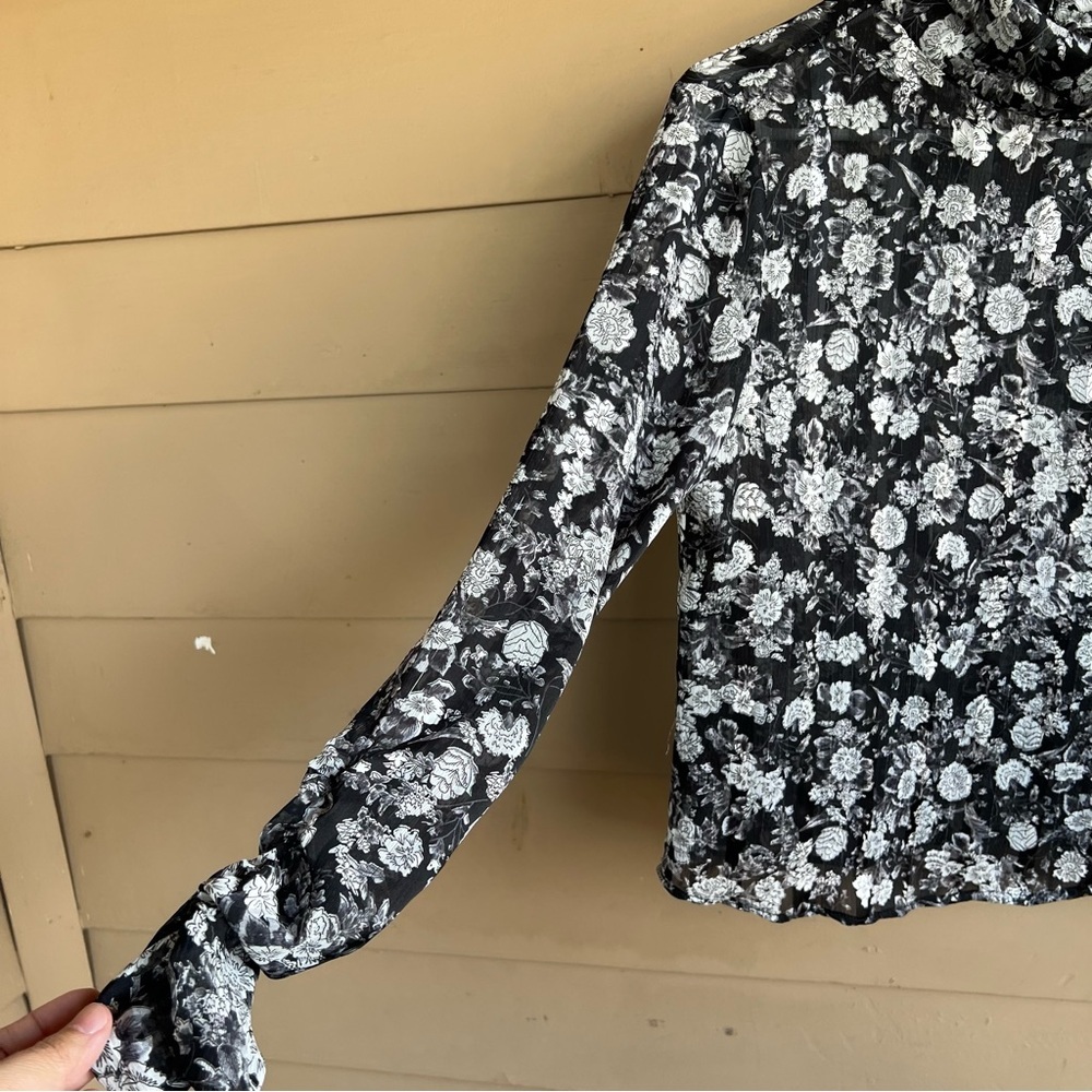 Zara Black White Floral Chiffon Long Sleeve Blouse Size XS - Picture 5 of 6
